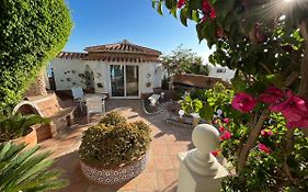 Casa Hermosa Bed & Breakfast